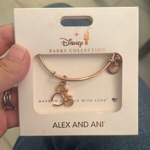 Rose Gold Minnie Mouse Ears Bangle